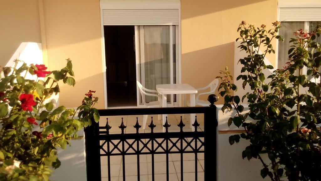 Nephele Apartments Фалираки Екстериор снимка