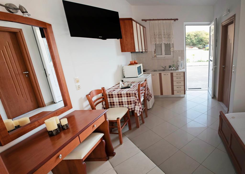 Nephele Apartments Фалираки Екстериор снимка