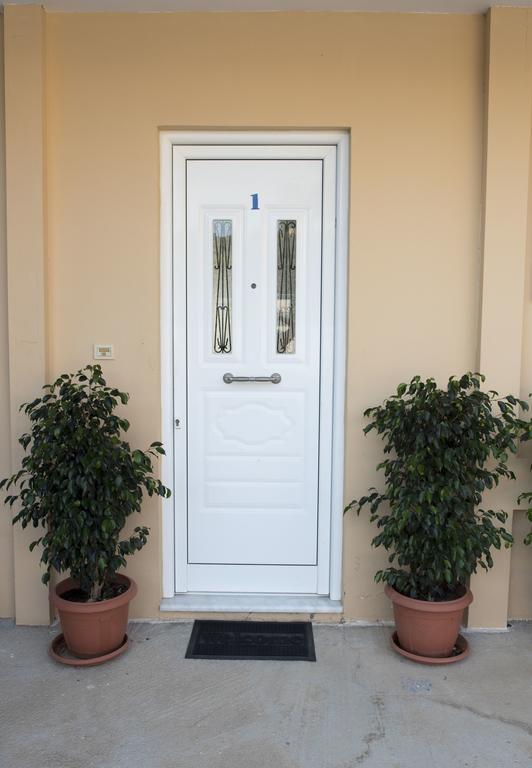 Nephele Apartments Фалираки Екстериор снимка