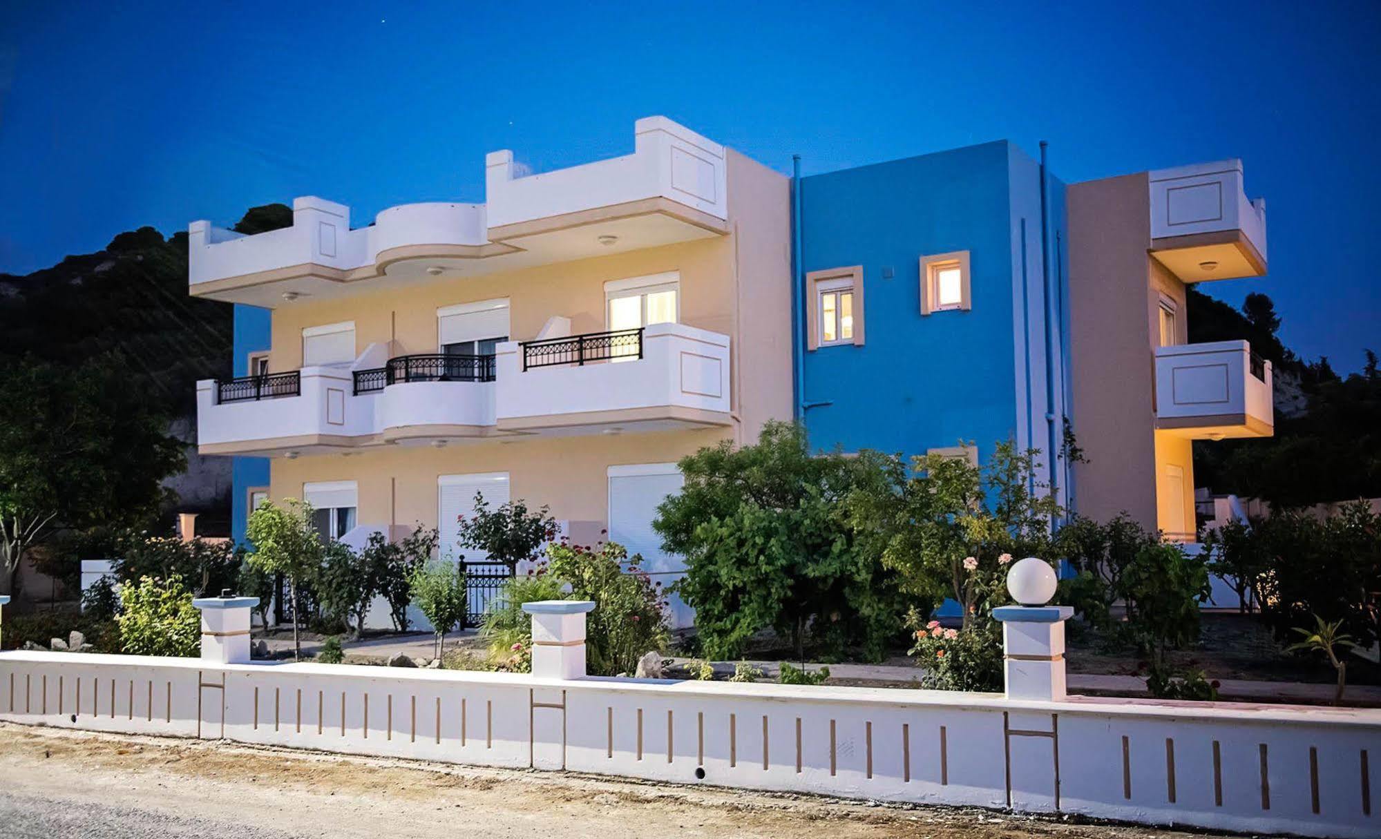 Nephele Apartments Фалираки Екстериор снимка